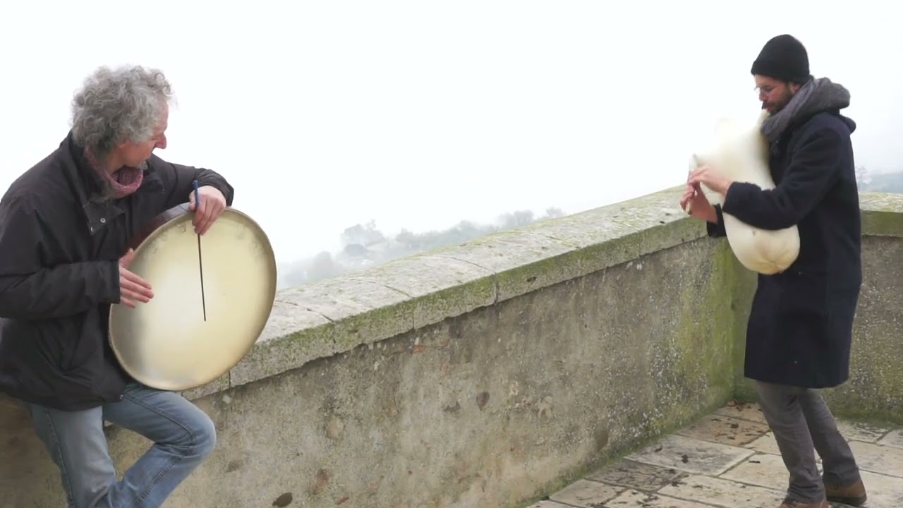Aterraterr plays Katsikodromos (Giuseppe Doronzo / Pino Basile)