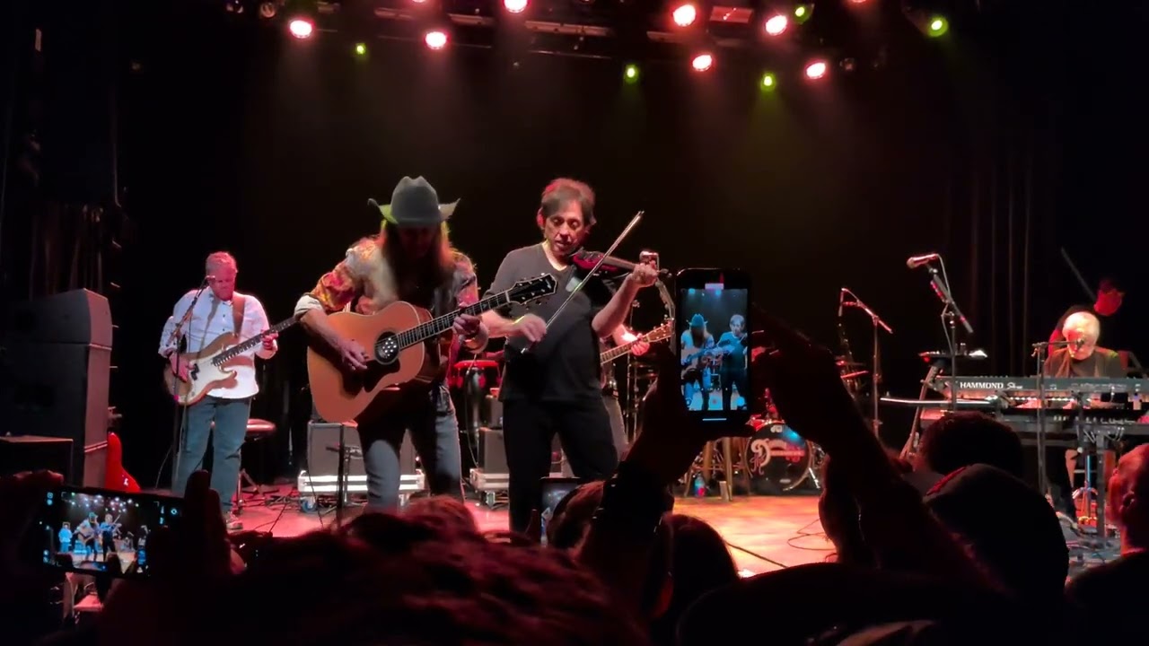 Doobie Brothers - Black Water (Irving Plaza, NY 6/6/2025)