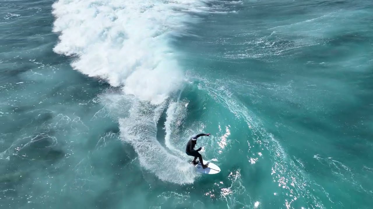 Surf nas Maldivas - Drone #9