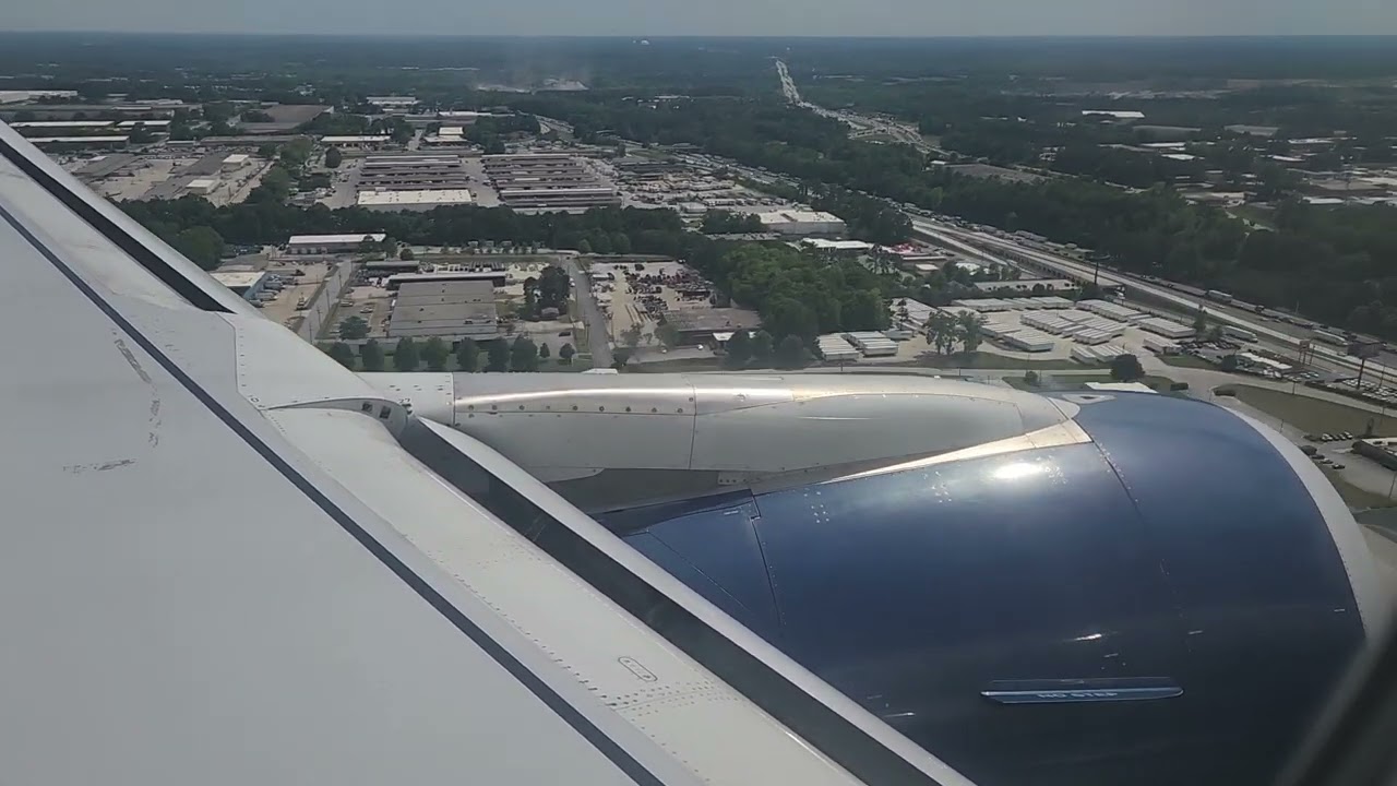 Landing in Hartsfield-Jackson Atlanta International Airport