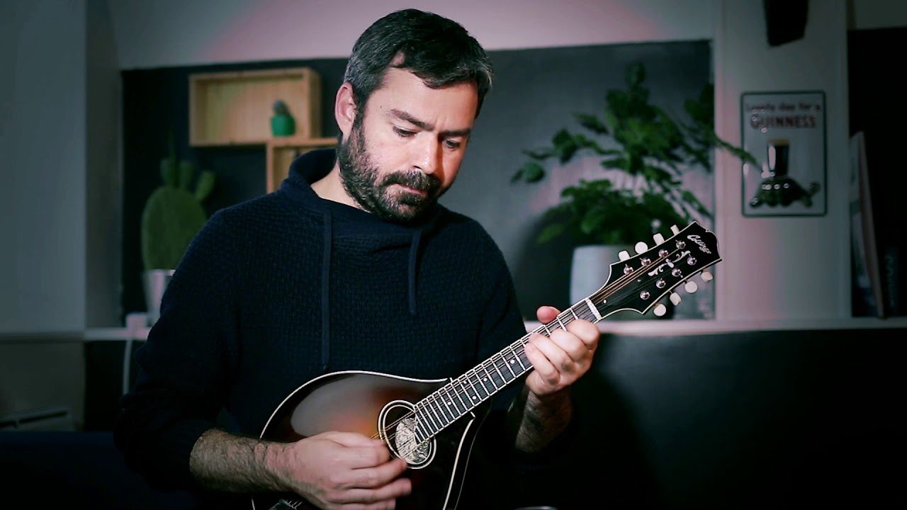 Irish mandolin tunes. Condon's Frolics jig