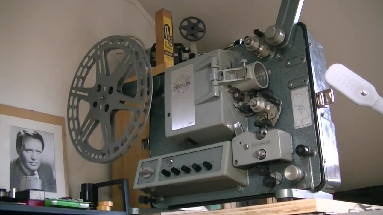 Projecteur 16mm Hortson T70.