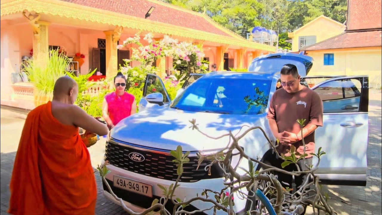 Cầu An Xe Phật Tử Ở Đà Lạt 