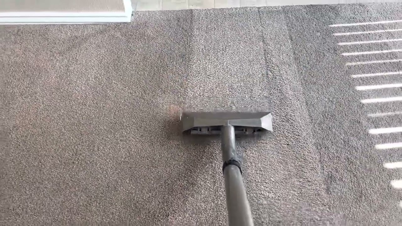 Carpet cleaning with Sapphire Scientific 370 Truck-mount