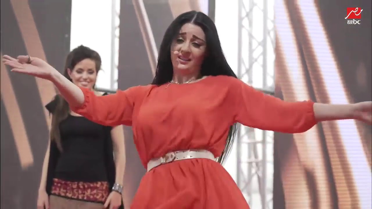 رقص صافيناز فى رامز واكل الجو