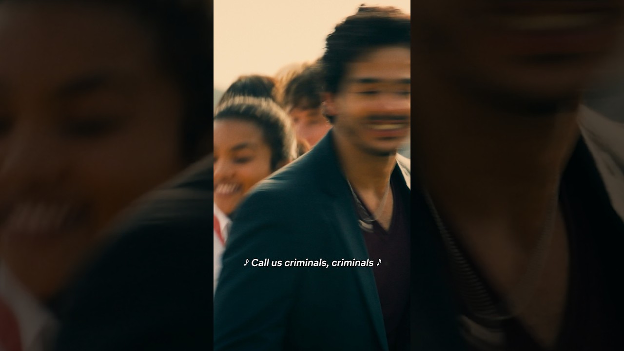 Every frame of The Perfect Couple opening credits is perfect #Netflix