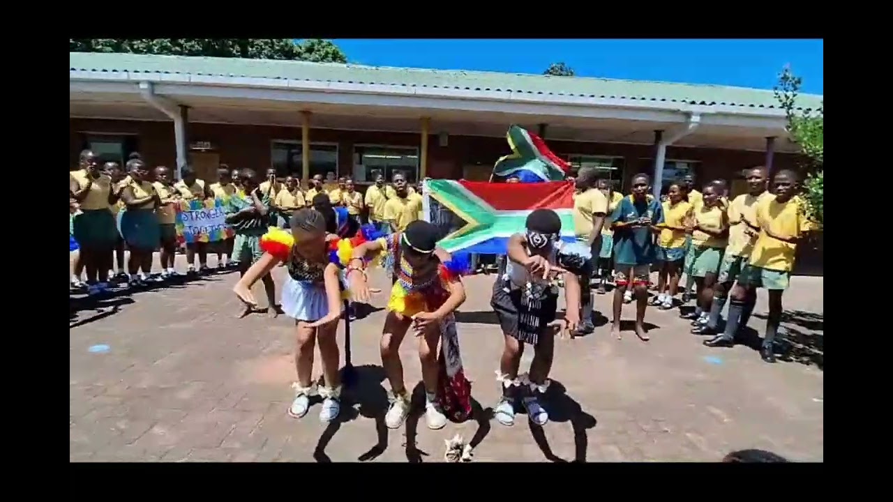 Umbogintwini Primary School shows their support for the Springboks