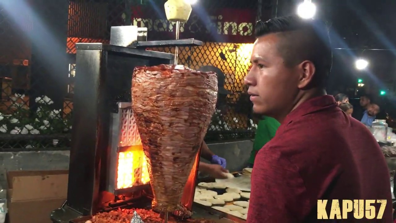 Tacos Al Pastor  ( LA GUERA ) En Los Angeles CA