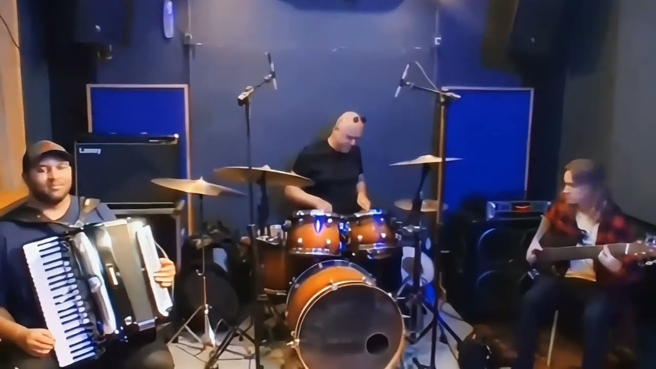 Trio QPE - Plantio de Amor