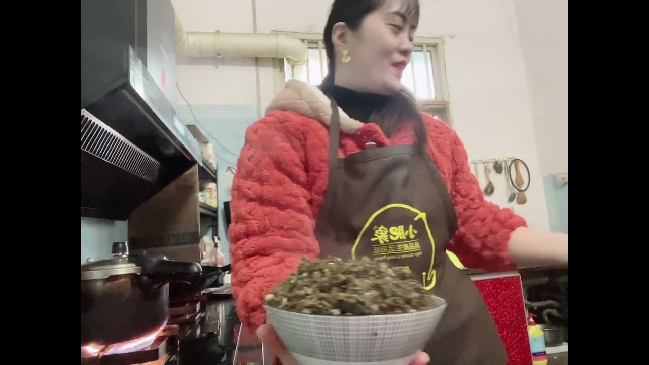 NẤU BỮA ĂN ĐƠN GIẢN TIẾP BẠN CỦA CHỒNG Ở TRUNG QUỐC #cuocsong