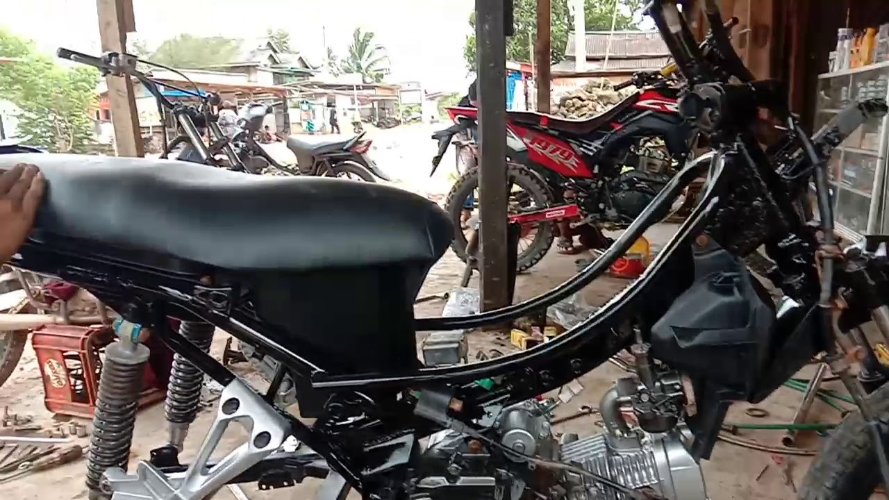 Modifikasi motor ojek sawah