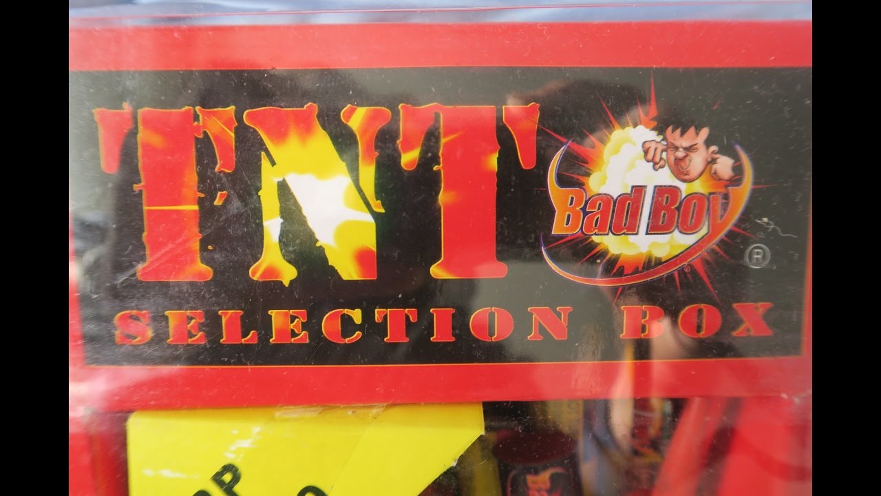 Bad Boy TNT selection box  fireworks unboxing