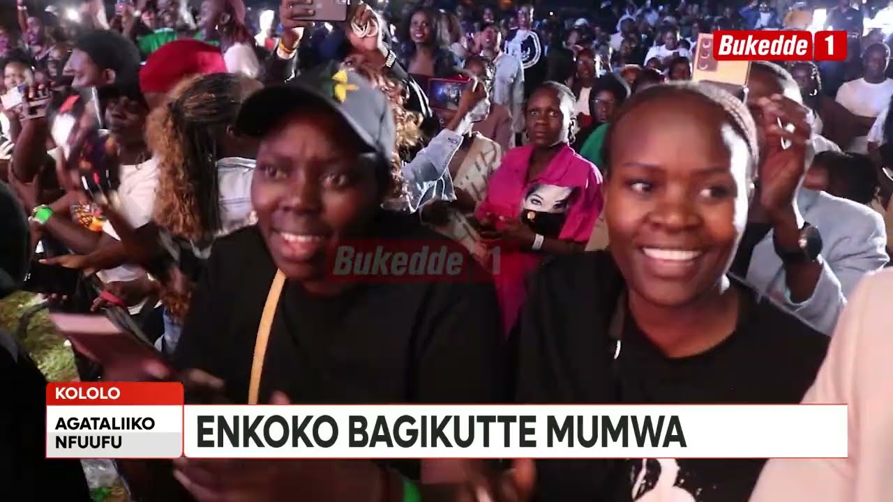 Agataliiko Kiyitiridde mu kisaawe e Kololo nga Bamakoma bayimba ku bijaguzo bya Newvision @40