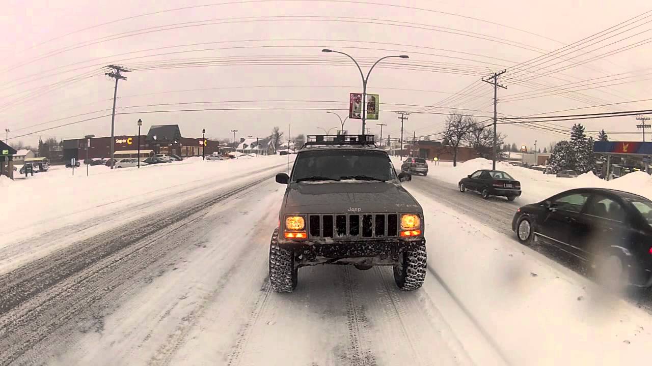 Jeep XJ snow drifting RC 4.5