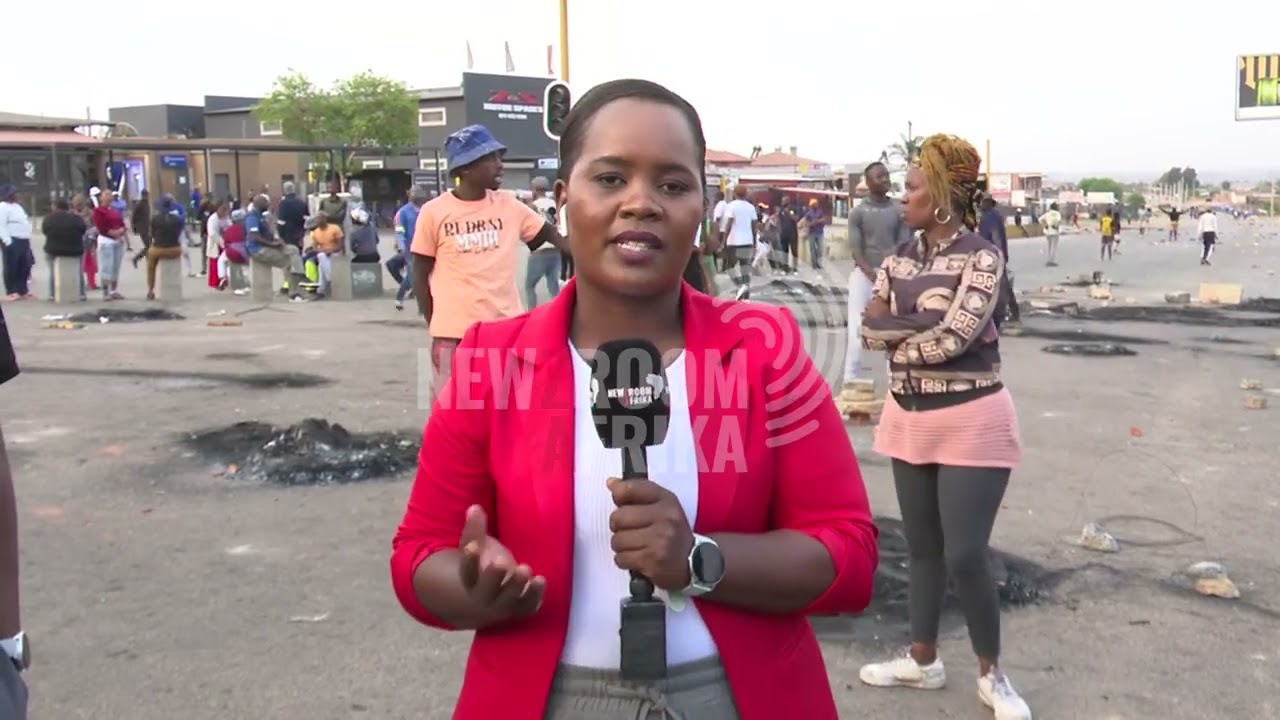 CoJ, Ekurhuleni residents strike over water shortages
