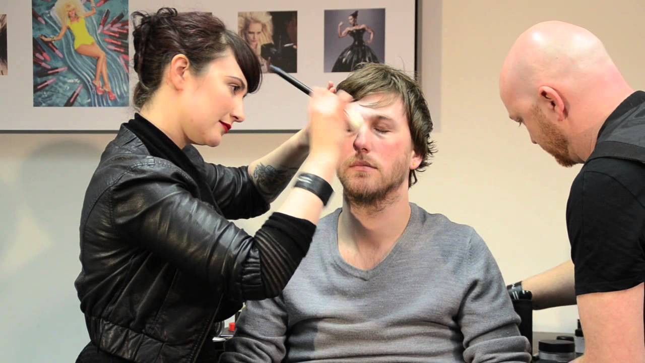 The Dungeons makeup how-to: The Judge
