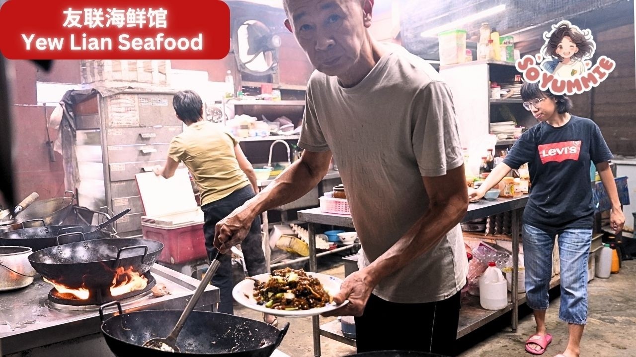 70 Yrs! Klang OLDEST SEAFOOD Restaurant by the sea! - Malaysia Street Food