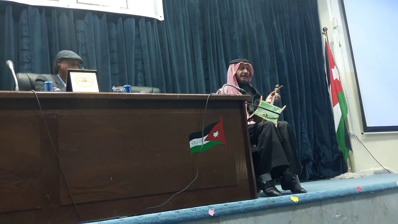 عازف الربابة الفنان عبدالله العوادين يشارك بمهرجان البيت الأدبي للثقافة والفنون الإبداعي في الطفيلة