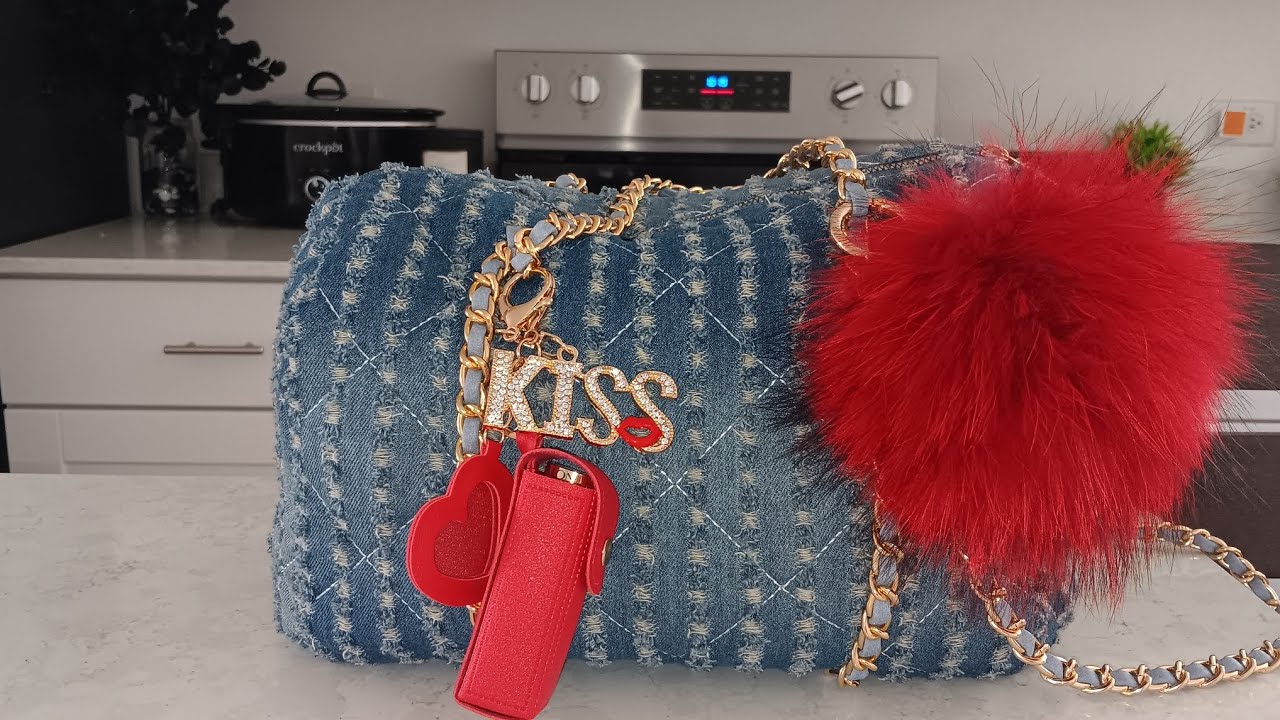 What's In My FashionNova Denim Bag 💄(Previously Recorded)