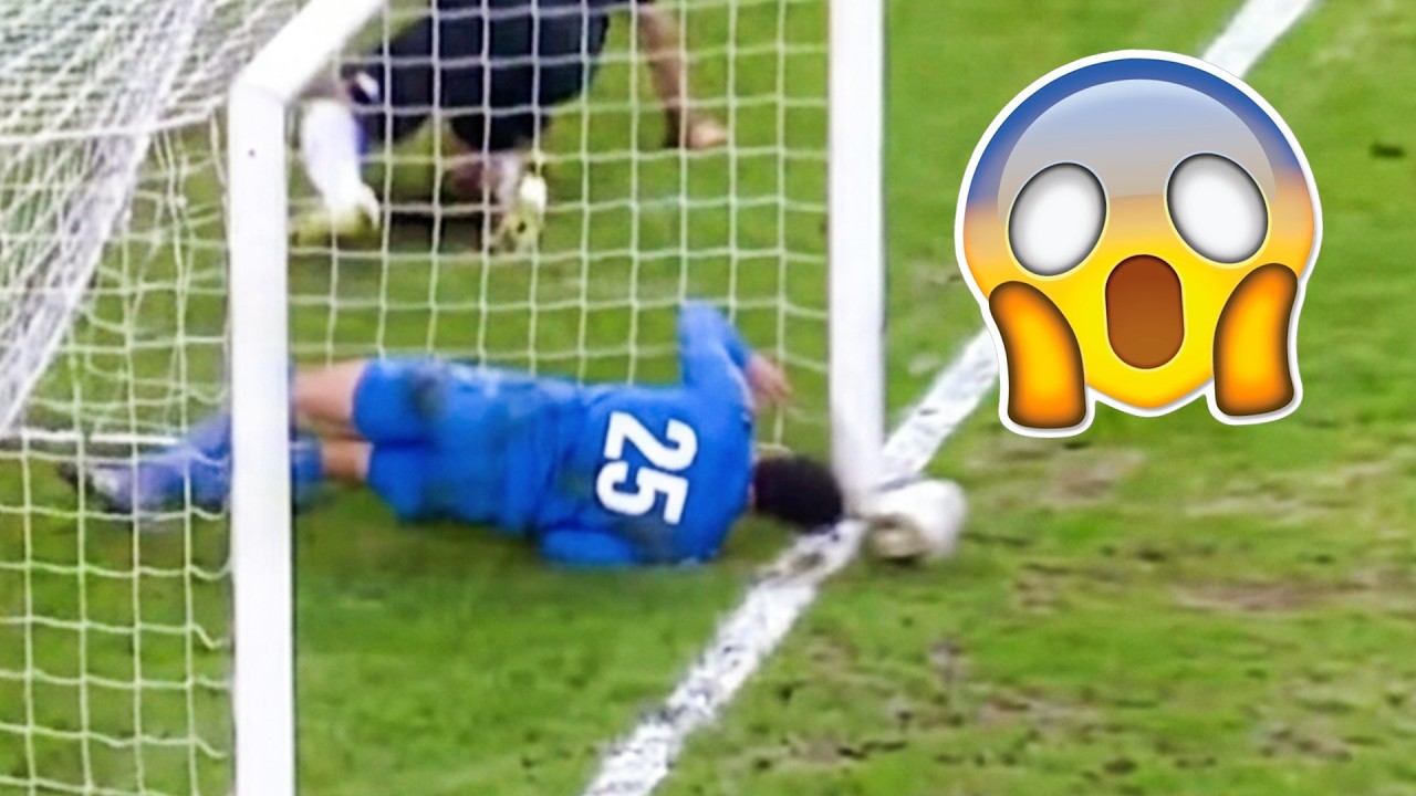 IMPOSSIBLE FOOTBALL MOMENTS (0,01% CHANCE)