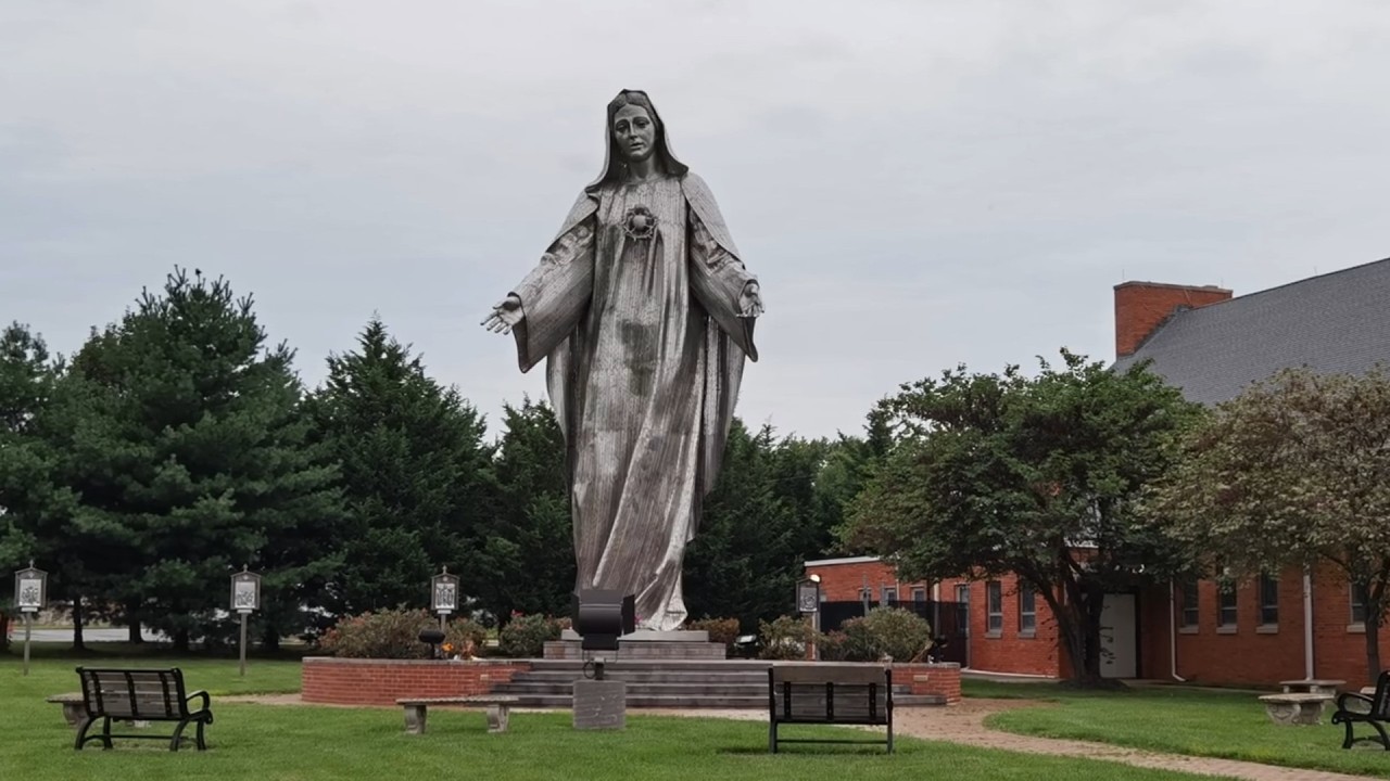 DuPont Environmental Center, Riverfront Park, Saint Mary Statue #Slideshow