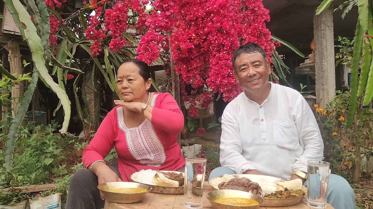 सुकुटी वकुल्ला को तरकारी भात ढिडो आलु र सिन्कीको झोल Bhola Shiba Mukbang 