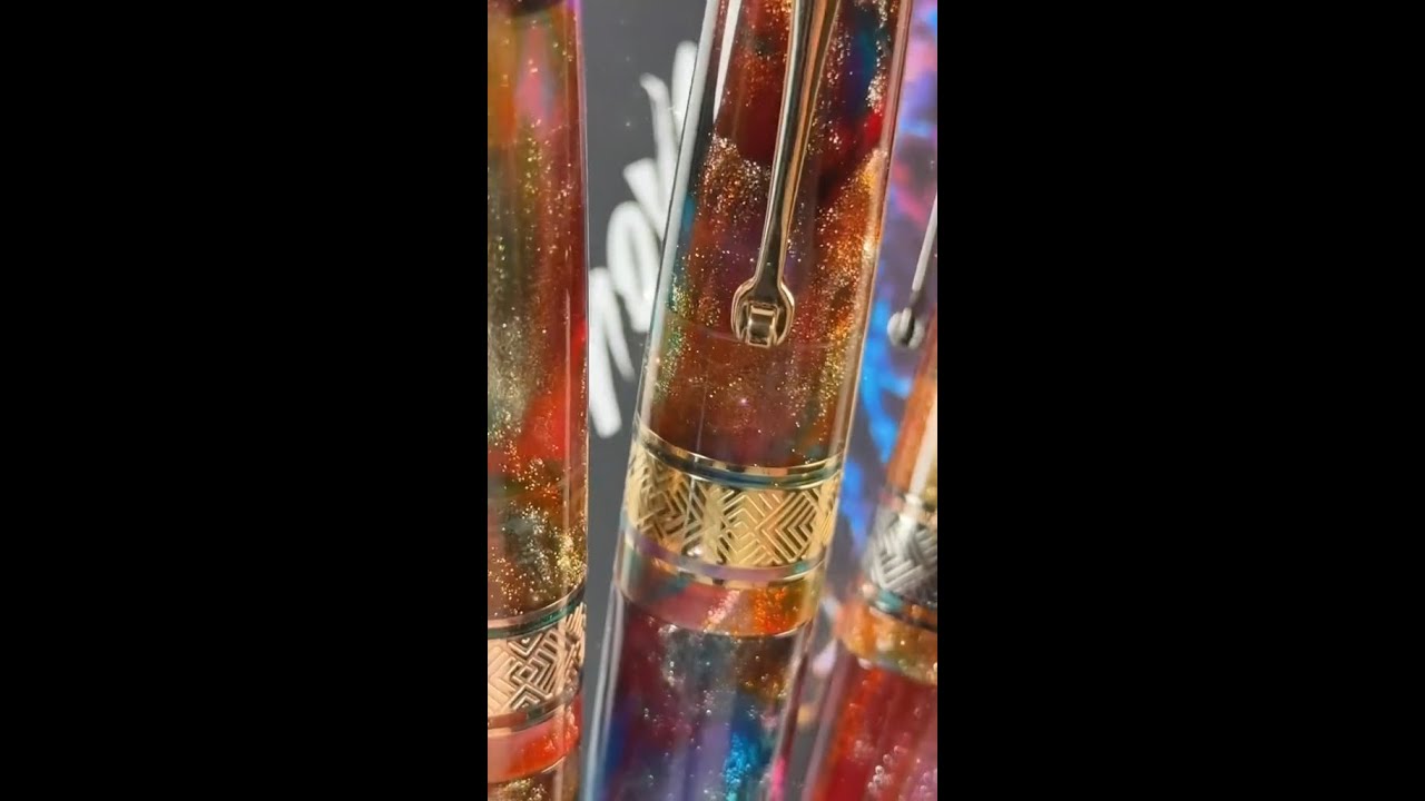 Bask in the Light with the Leonardo Officina Italiana Supernova 2025 LE Fountain Pens