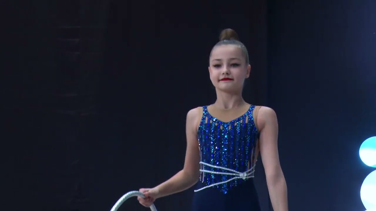 Шидловська Варвара 2015 обруч
