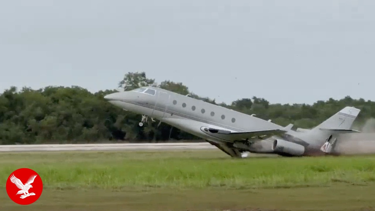 Private jet crashes on runway during emergency landing at Dominican Republic airport