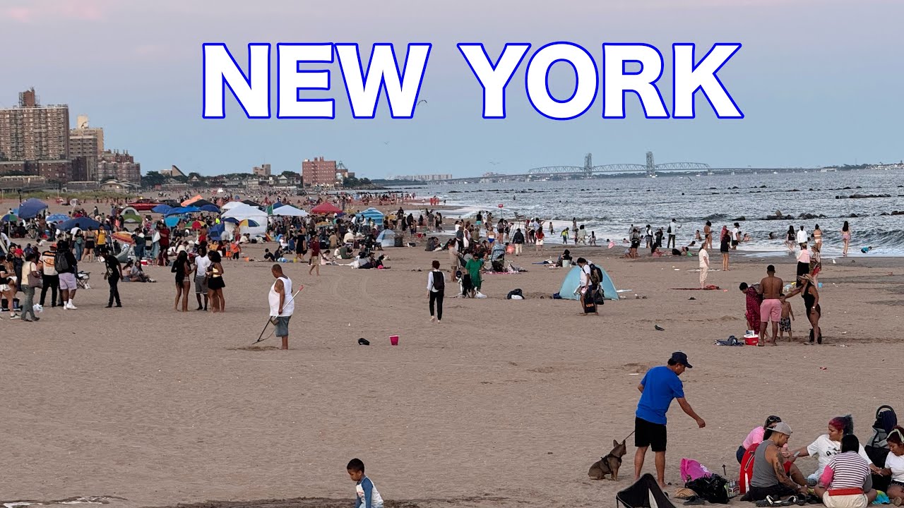 NEW YORK CITY Walking Tour [4K] - CONEY ISLAND FRIDAY NIGHT FIREWORKS 🎇 (08/08/2025) | Sunset Walk 