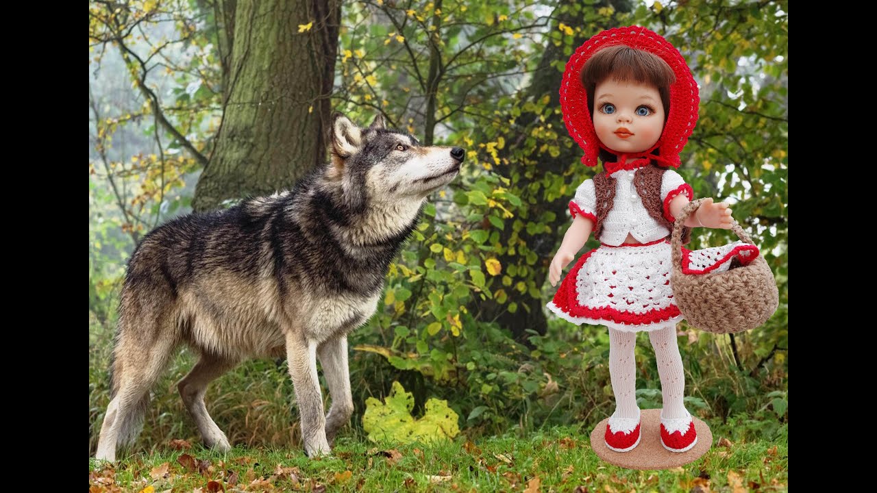 Вязанный костюм Красной Шапочки для куклы Паола Рейна. A Red Riding Hood costume for a doll.