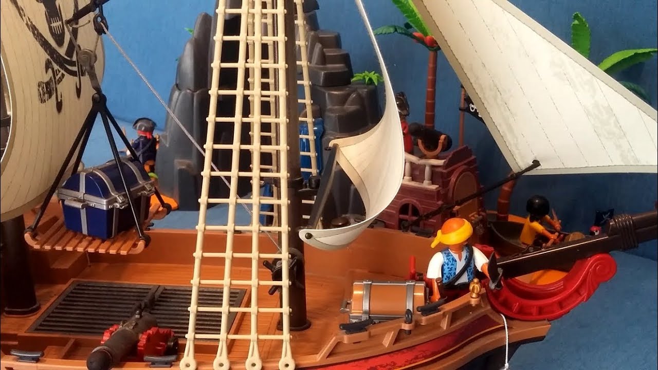 Playmobil Pirate Ship 5135 and Treasure Island 6679 | Πειρατική φρεγάτα και πειρατικό νησί θησαυρού