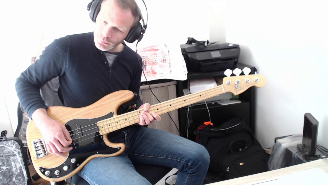 Angels & Airwaves - All That's left is love Bass cover (with tabs)