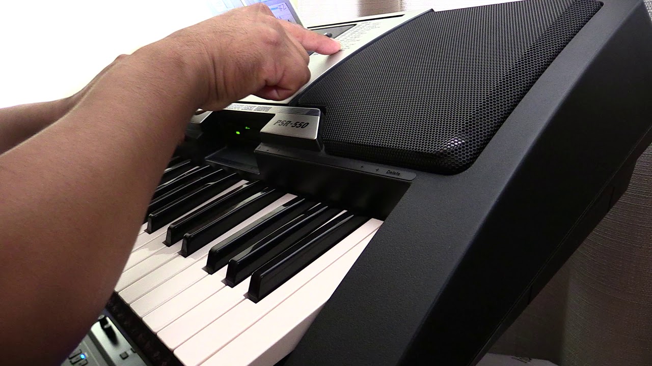 YAMAHA PSR 550 Sigue de moda vean el video parte 1