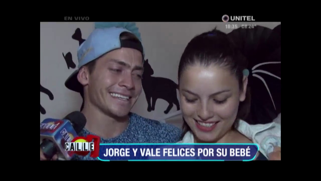 Jorge y Vale muy felices por el nacimiento de su bebé