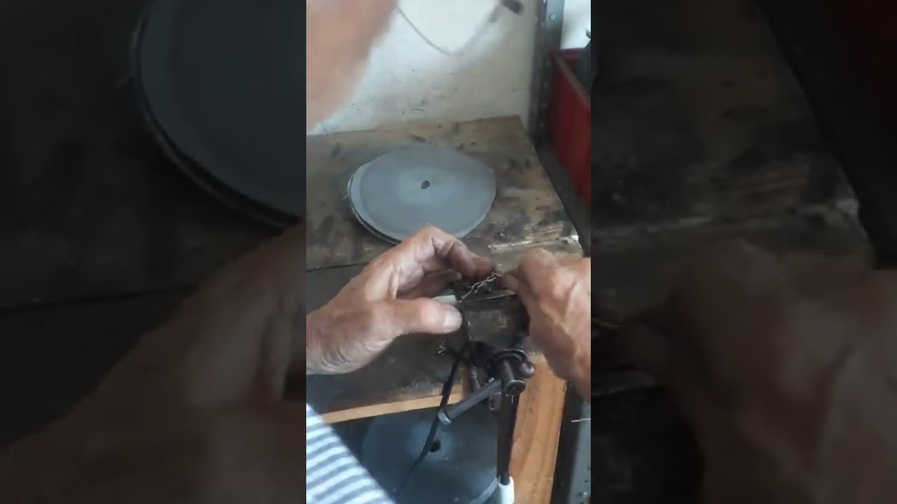como fabricar una muelle para máquina cortadora.