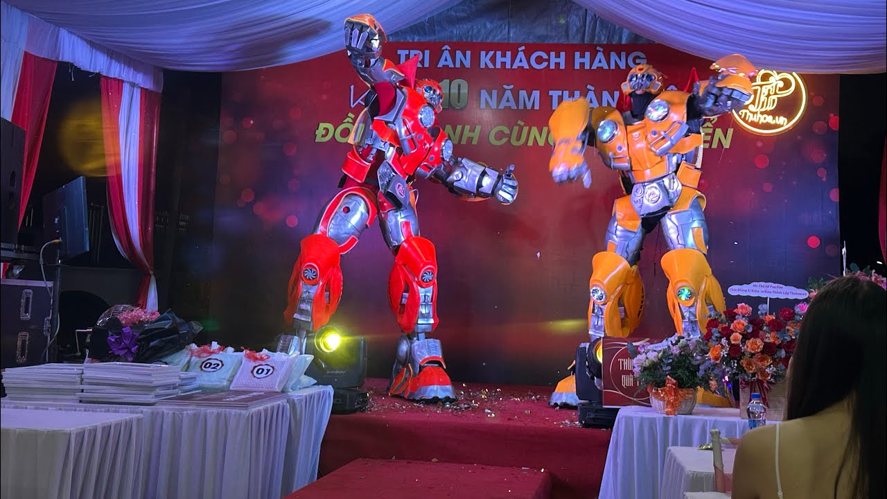 Robot khổng lồ tại #minhhiparty  0937723412 MinhHi