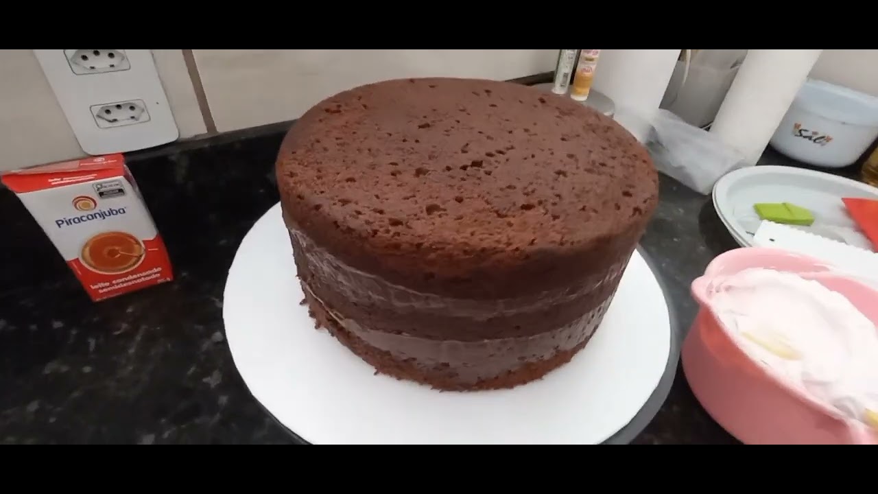 BOLO NO ARO 20×10 MASSA DE CHOCOLATE, PASSO A PASSO 🍫🍫