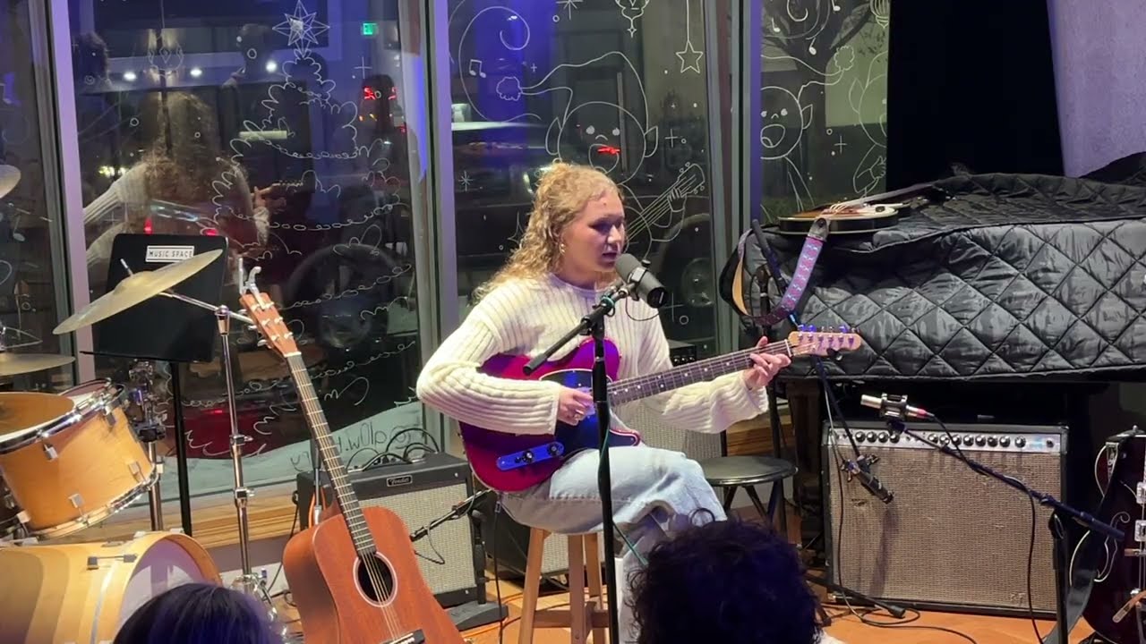Sol Est - Songwriter Showcase 1/9 Full Set