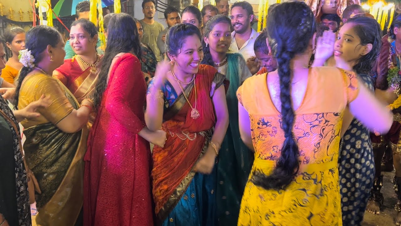 girls teenmaar dance | superb teenmaar dance | girls superb dance | hyderabad band | teenmaar dance