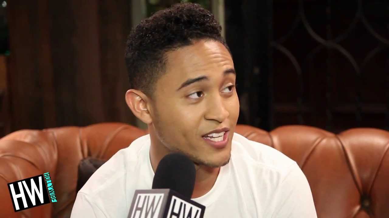 Tahj Mowry Reveals 'Full House' Secrets In Fun Game! (HOT SEAT)