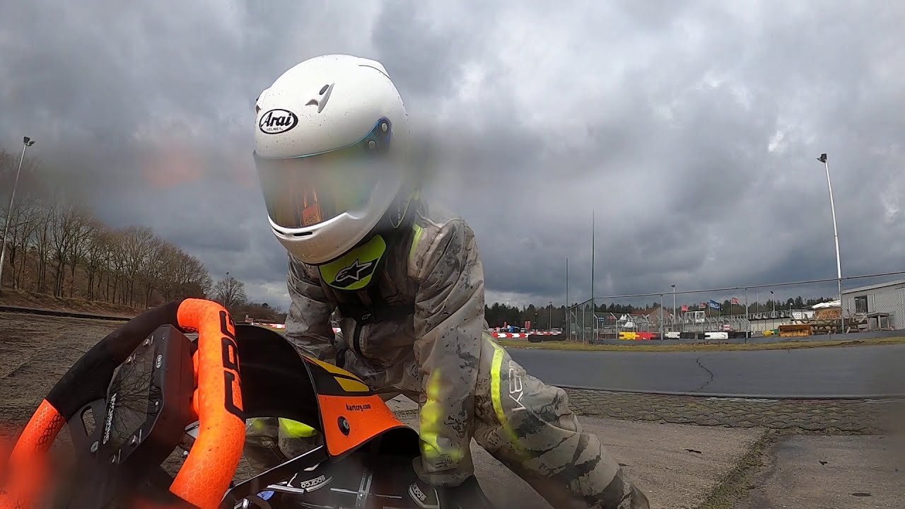14 maart 2021 Karting Berghem L in de regen
