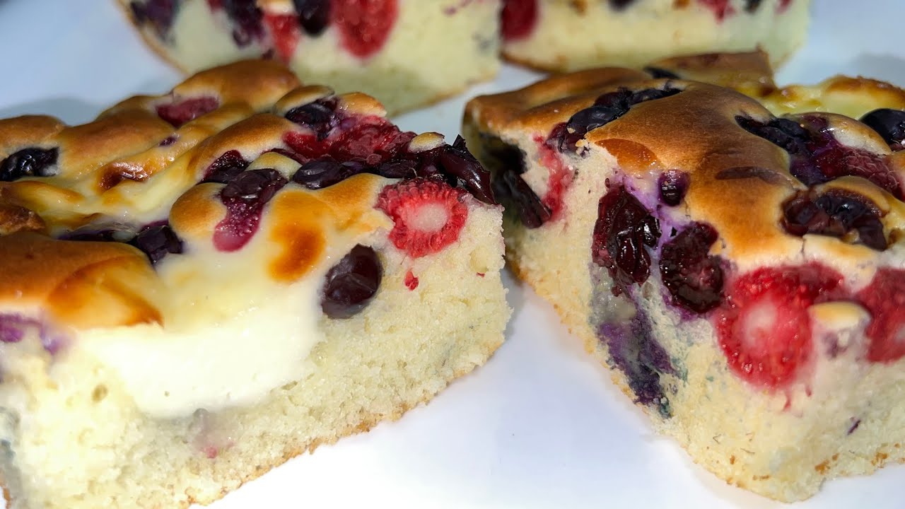 كيك راقي وخفيف🍓🍓🫐🫐 بالفواكه الحمراء .غيحماق عليه ضيوفك.جربوه باش تعرفو علاش كنتكلم.