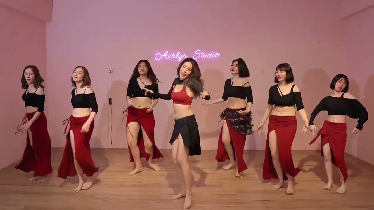 Mohamed Ramadan - Bum bum belly dance cover ft. Ashlyn Tang
