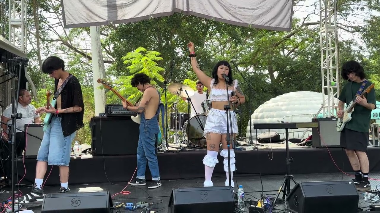 Estamos Perdidos - Corazón de Pollo (Párame Bola Fest 2024)