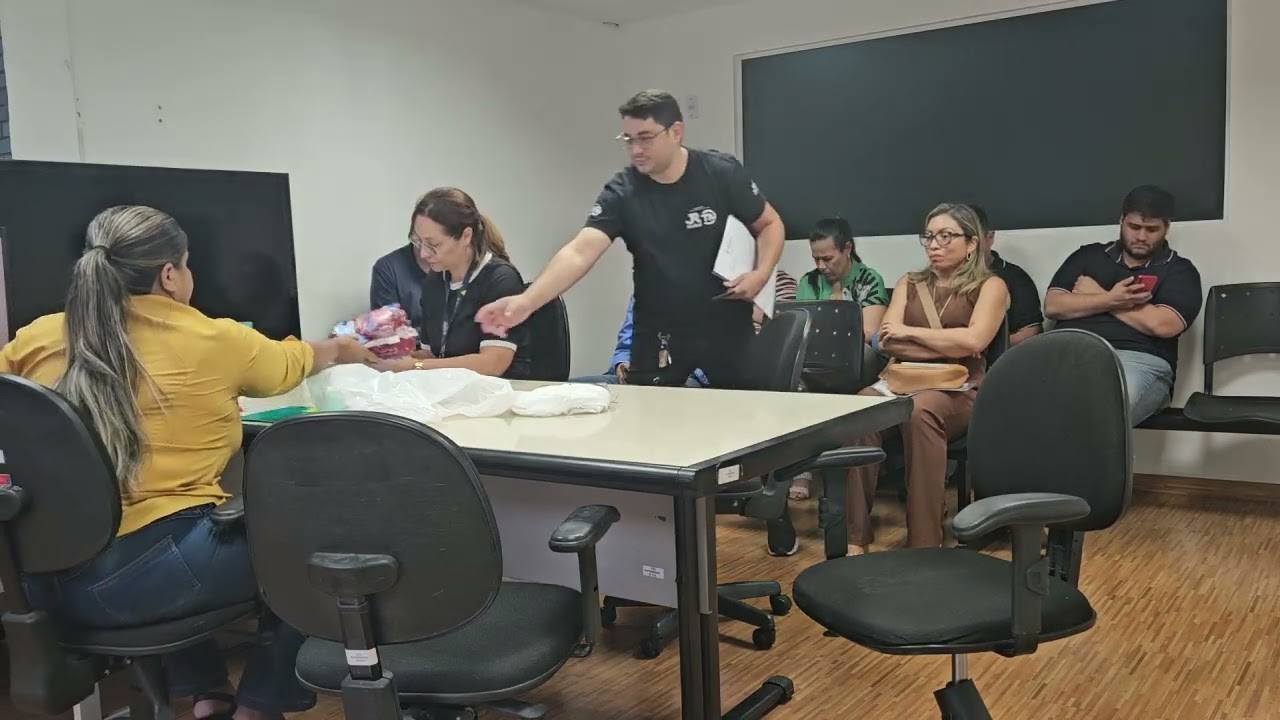 Sessão Pública de análise de amostra e documentação do PE 830/2025 - 3ª Sessão.