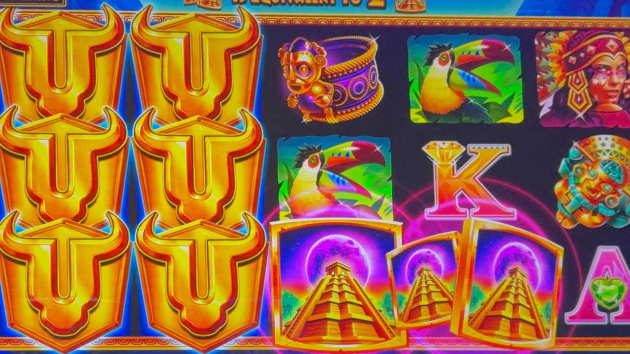 Bull Rush Aztec Empire RARE DOUBLE BONUS - Trying out the pokies in Surfers Paradise QLD