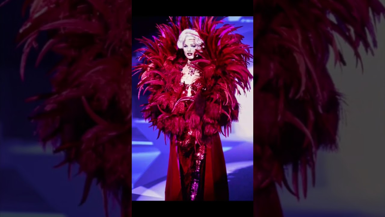 Eva Herzigova at Cannes Films Festival 1996 wearing  Thierry Mugler FW 95 Couture 