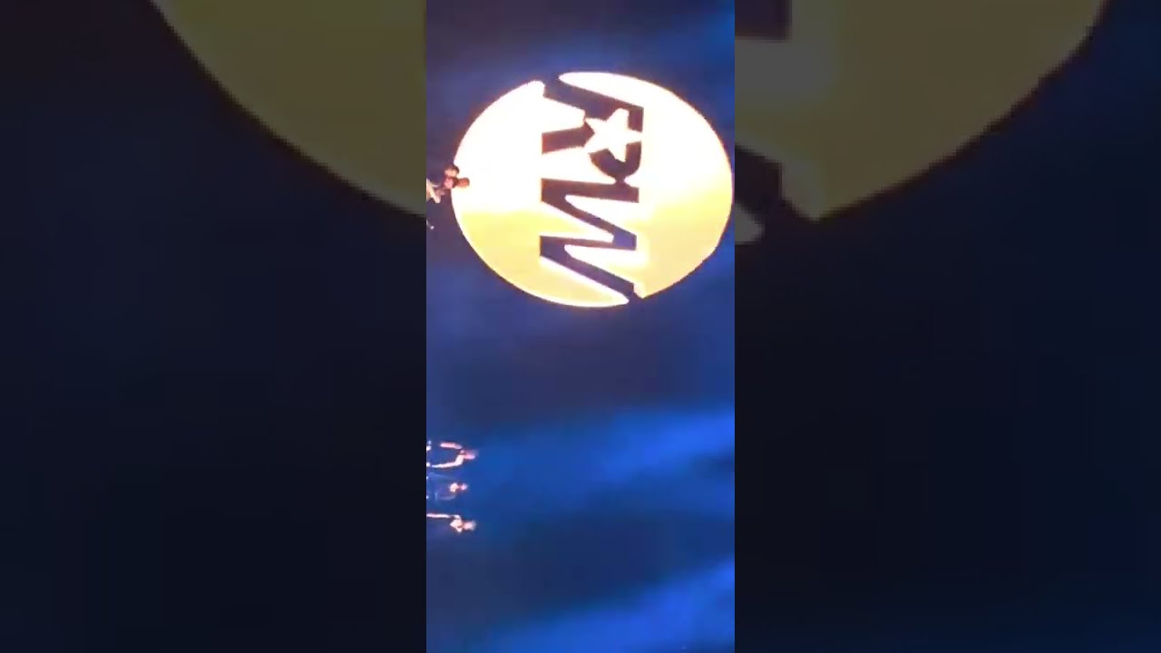 Melbourne one night only Robbie Williams @ Rod Laver Arena 30/4/2022 Better Man/ Angels 😇 ❤️