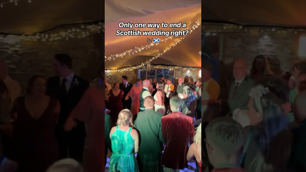 Only one way to end a Scottish wedding 🏴󠁧󠁢󠁳󠁣󠁴󠁿🎶 #scottishwedding #lochlomond #weddingmusic
